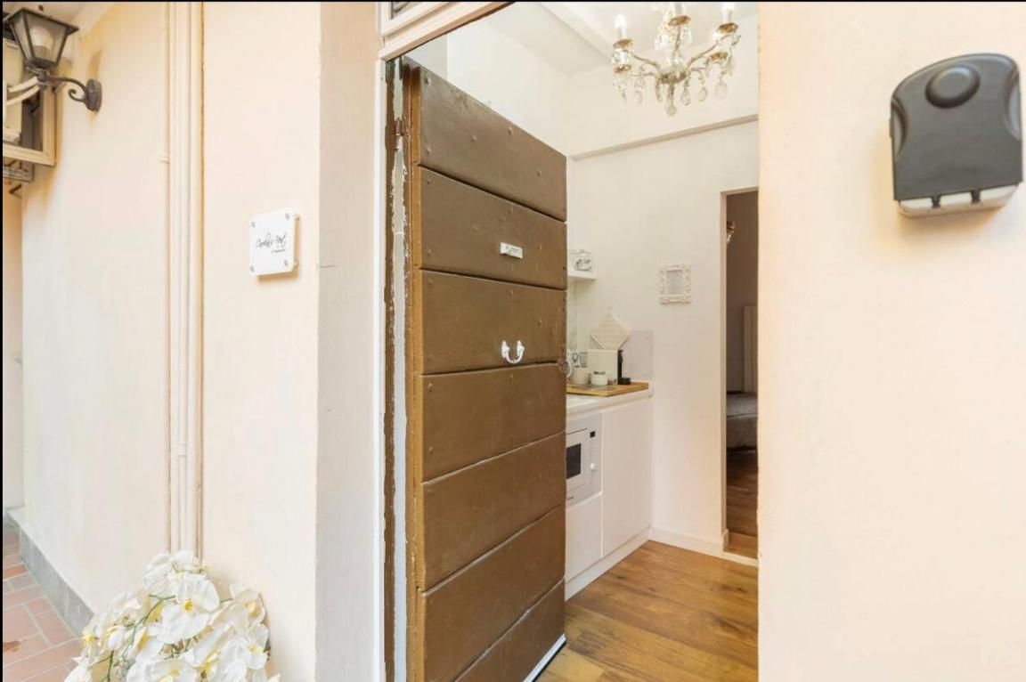 Carolina'Snest In Trastevere Рим Екстер'єр фото