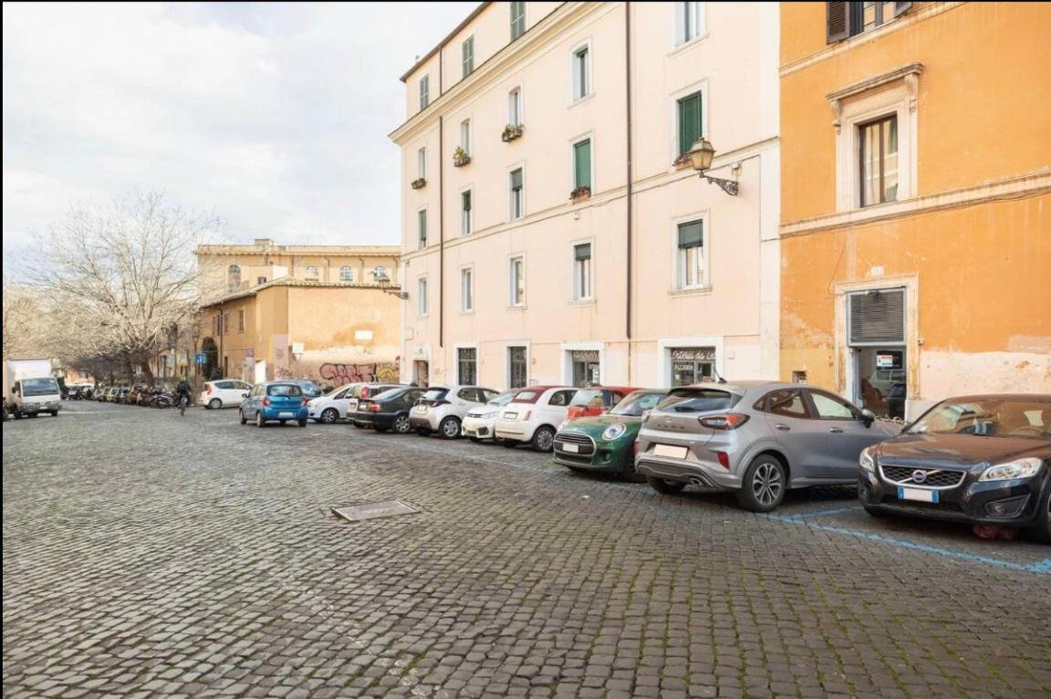 Carolina'Snest In Trastevere Рим Екстер'єр фото